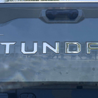 Эмблема "TUNDRA" на откидной борт, РЕПЛИКА