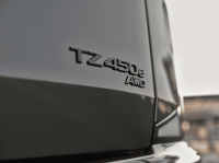 Эмблема двери багажника "TZ450e AWD" для Lexus TZ 2026- Оригинал, черная