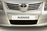 Окантовка решетки радиатора Avensis 2009-