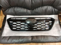 Решетка Subaru Outback BT 2019-2022 Honeycomb черный РЕПЛИКА