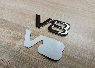Эмблема V8 задней двери, реплика