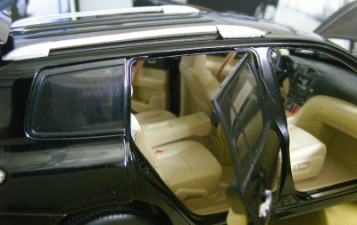 Toyota Highlander 2010- Black 1:18