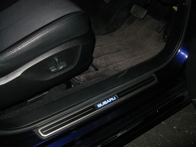 Накладки порогов Subaru Forester SH, с подсветкой, 2шт