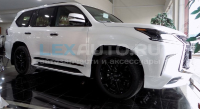 Крышки на зеркала с темным хром молдингом Lexus LX570/LX450d 2016- Black Vision/Edition ОРИГИНАЛ