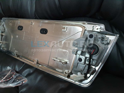 Накладка (панель) под задний номер Lexus LX570/450d в стиле 2018 года