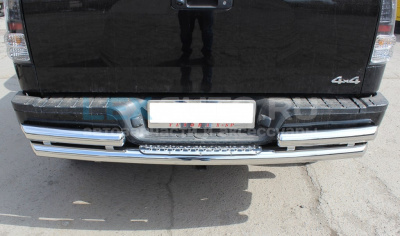Защита заднего бампера для Toyota Tundra 2014- двойная с нерж.степом