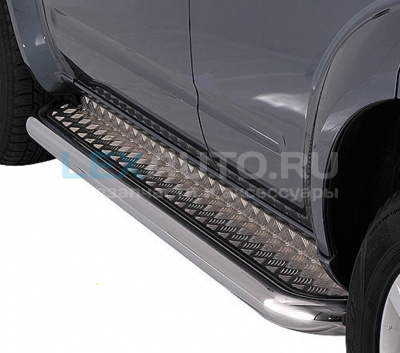 Пороги с алюминиевым листом Toyota Tundra 2014- (для Toyota Tundra Double Cab)