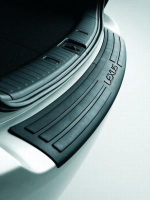 Накладка на задний бампер Lexus RX300/RX330/RX350/RX400h 2003- пластиковая