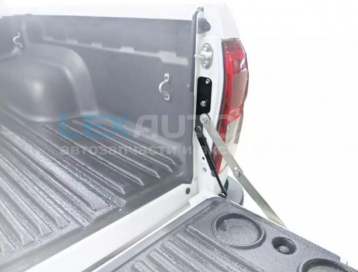 Амортизатор крышки кузова Toyota Hilux 2015- 