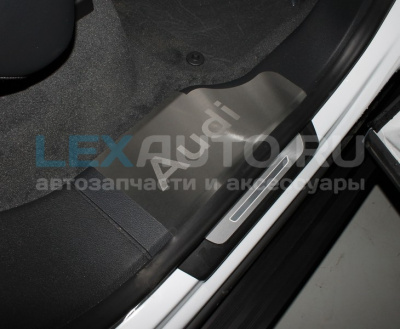 Накладки на пороги для Audi Q8 2019- (лист шлифованный надпись audi) 4шт