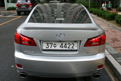 Спойлер на крышку багажника Lexus IS250/350 2005-